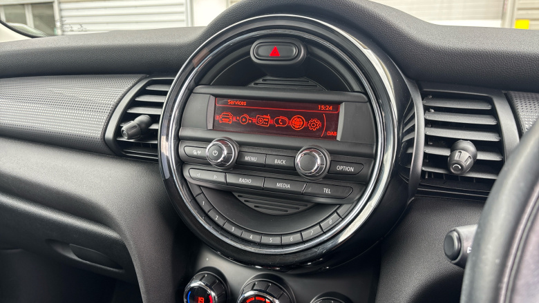 MINI Hatchback 1.5 Cooper 3dr Petrol Hatchback